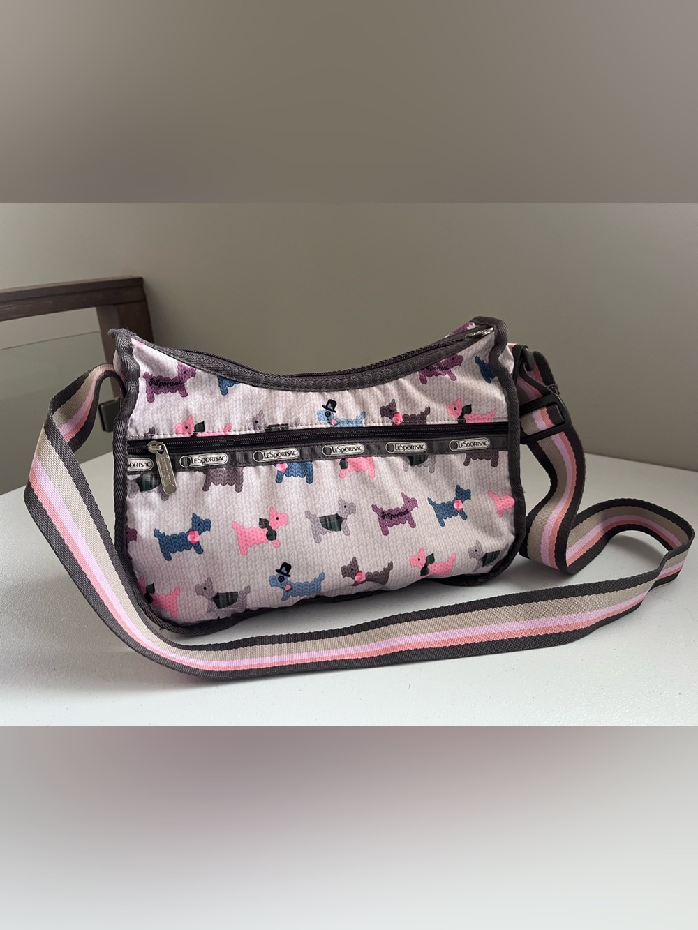 LeSportsac Classic Hobo Bag Gray Scottie Dog Terrier Crossbody Nylon Y2K Style